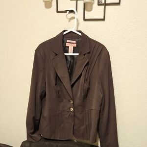 Vintage Bandolino Chocolate Brown Women's Blazer With Shoulder Pads.